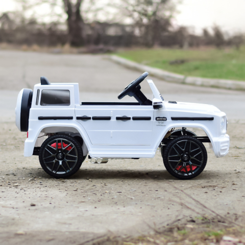 Masinuta electrica pentru copii Mercedes G63 AMG, 70W 12V, echipare premium, alba [11]