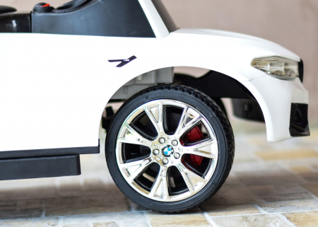 Licensed BMW children's ride on car with handle, 2 in 1, premium equiped, white [6]