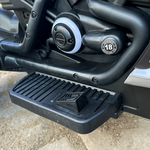 Motocicleta electrica cu 3 roti pentru copii, SuperMoto, 70W, 12V, scaun tapitat, bluetooth, neagra [16]