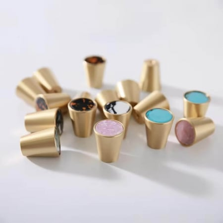 Buton mobila HK0041 24x28 mm, alama + marmura [2]