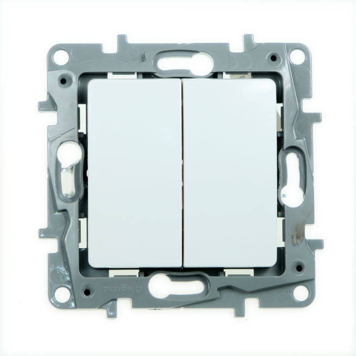 Intrerupator dublu, Legrand Niloe 764506, 10A - 250V, alb [1]