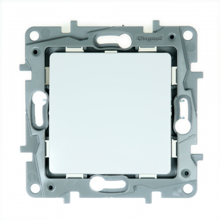 Prize, întrerupătoare, detectoare de mișcare și accesorii - Intrerupator cap scara, Legrand Niloe 764501, 10AX - 250V, alb