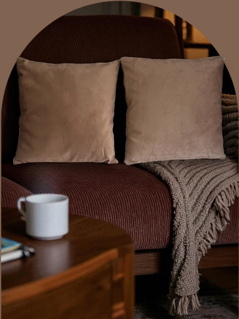 Set 2 fete perna 42 x 42 cm, material catifea, Maro [1]