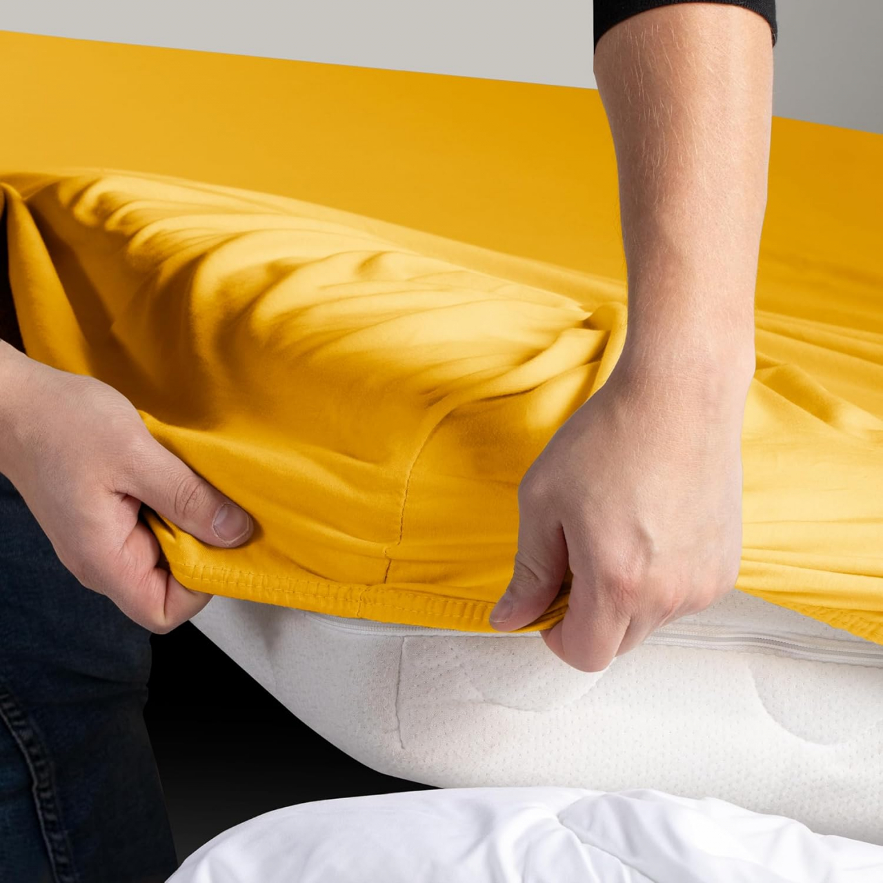 Cearceaf cu elastic, bumbac jersey, 160 x 200 x 25 cm, Galben mustar [3]