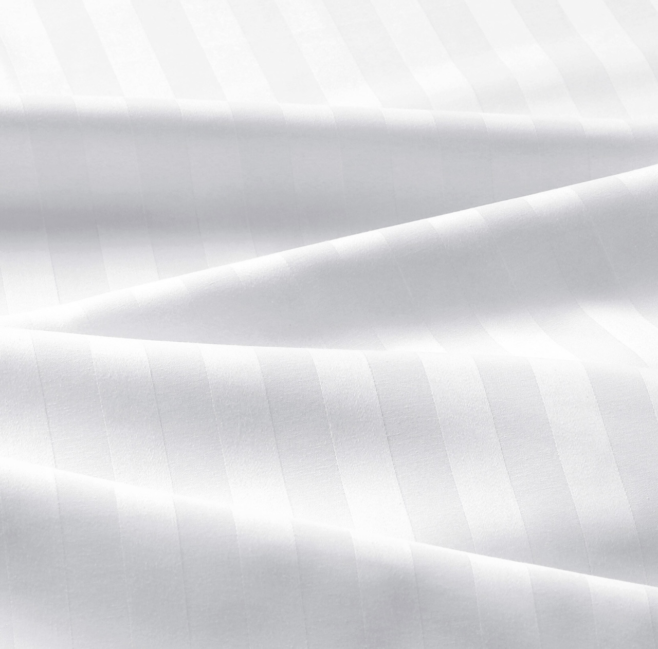 Cearceaf de pat cu elastic Damasc, densitate 160 gr/mp, 25 inaltime, dungi 2 cm, Alb [4]