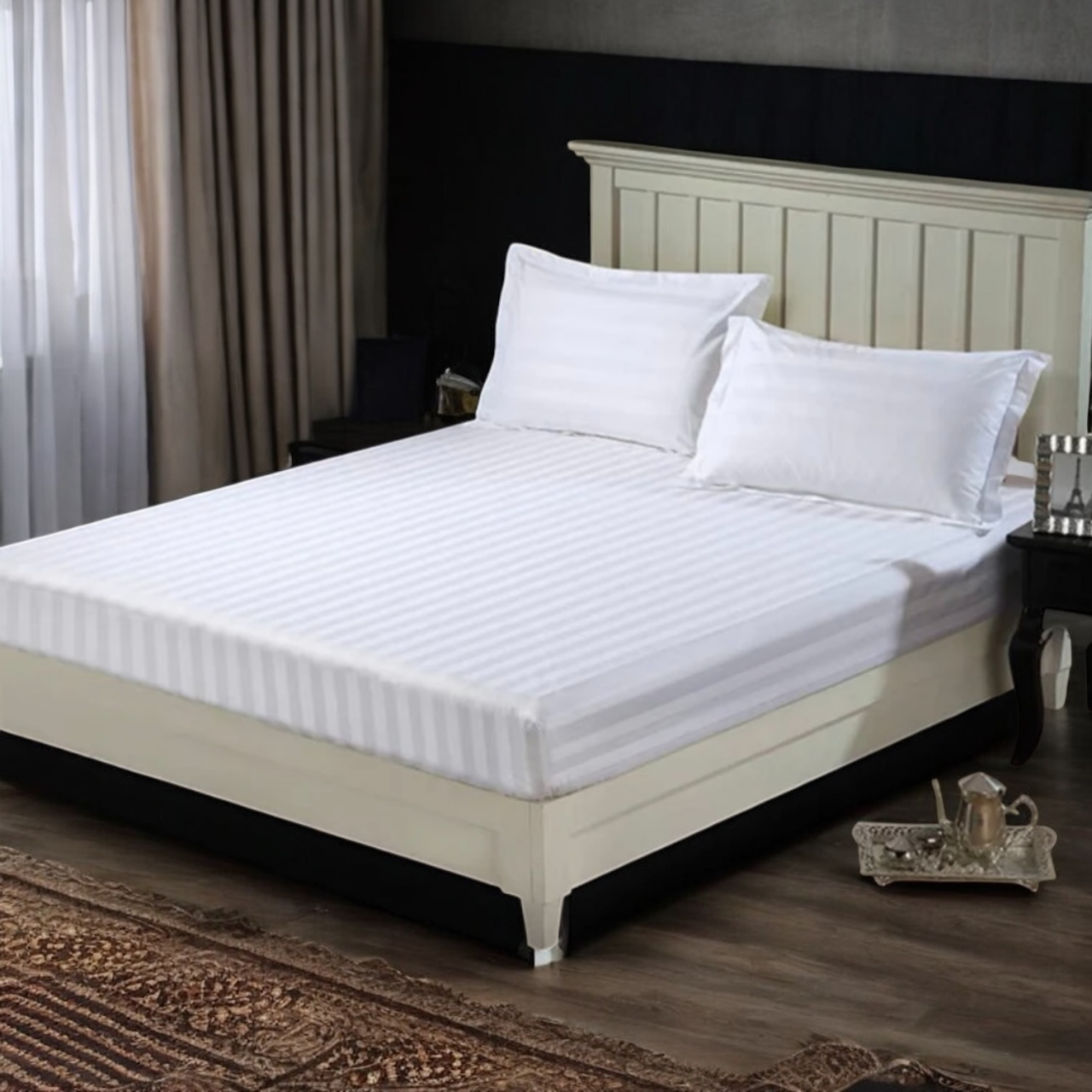 Cearceaf de pat cu elastic Damasc, densitate 160 gr/mp, 25 inaltime, dungi 2 cm, Alb [2]