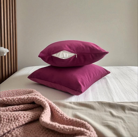 Set 2 fete perna 42 x 42 cm, material catifea, Mov [1]