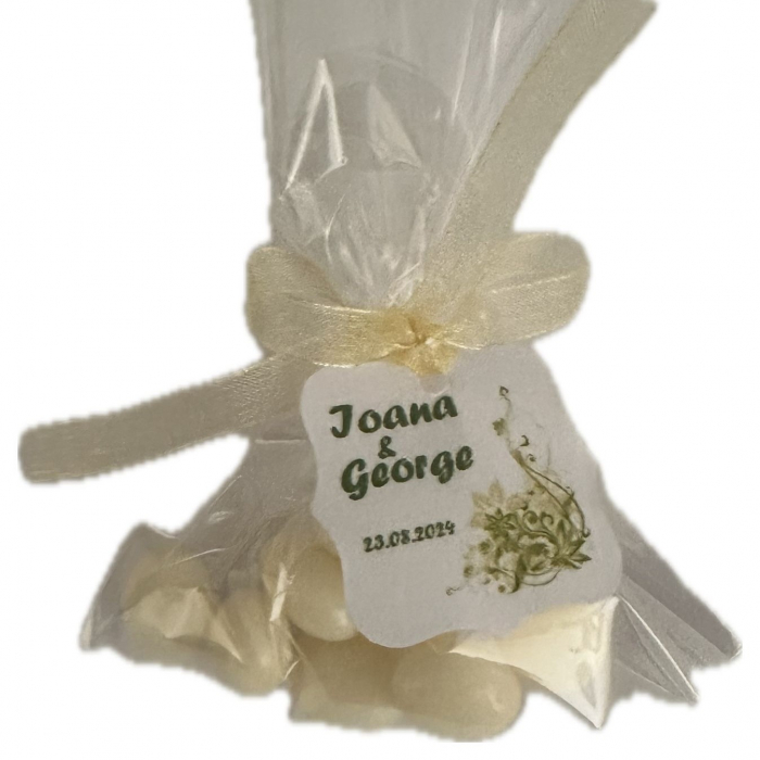 Cutie de carton alb perlat cu trandafiri + eticheta personalizata [8]