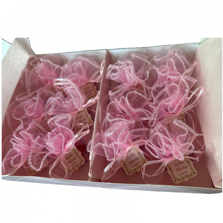 Marturii botez fetita – lumanare trandafir rosu cu tulle roz si eticheta personalizata [3]