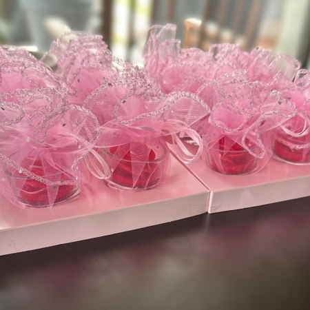 Marturii botez fetita – lumanare trandafir rosu cu tulle roz si eticheta personalizata [2]