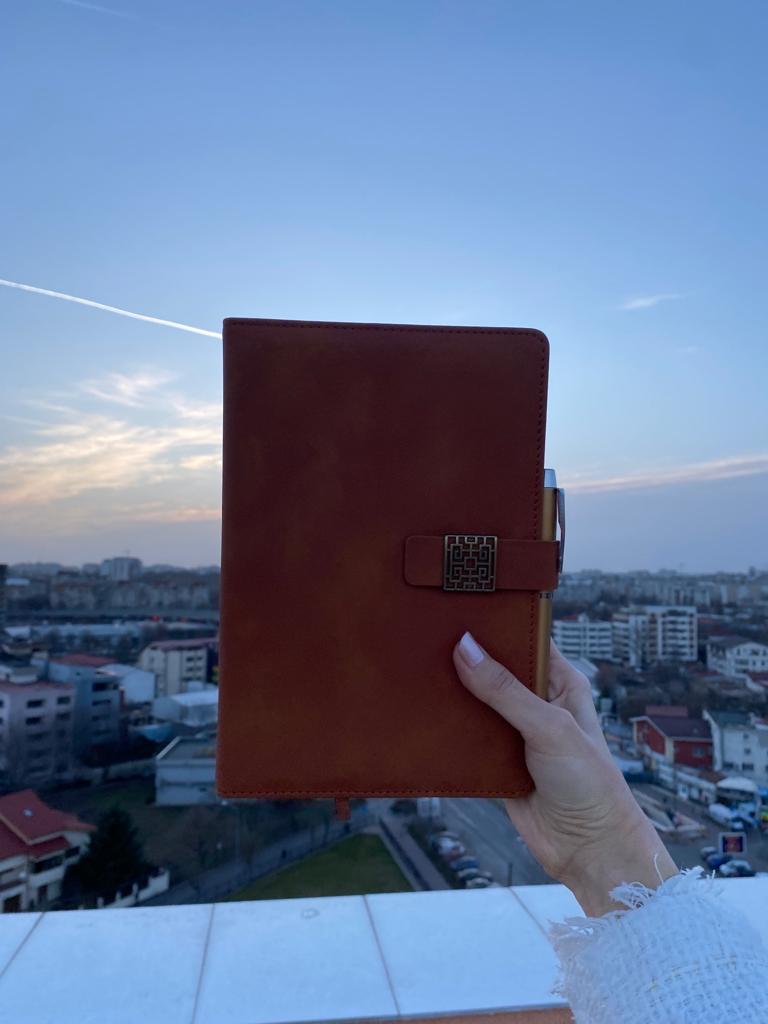 Descoperă Magia Creativității: Cum să-ți transformi ideile în capodopere personale