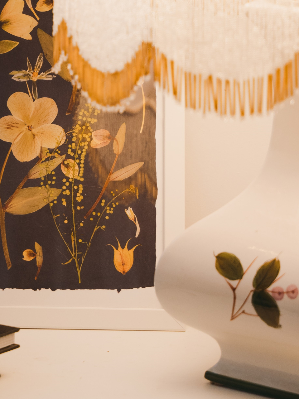 Helleborus - print de arta cu flori presate traditional, hartie premium, inramat, dimensiuni personalizate, cadou ideal pentru casa [4]