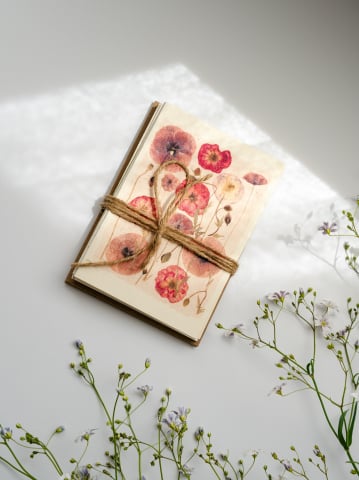 Felicitari - Set felicitari - print cu flori presate, hartie reciclata, cerneluri pe baza de apa, cadou autentic si sustenabil, 9+1 cadou