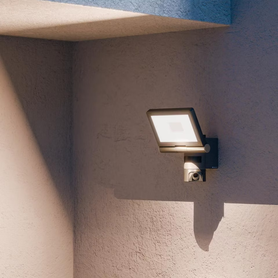 Reflector LED XLED CAM1 SC cu senzor de mișcare și cameră Antracit - STEINEL [3]