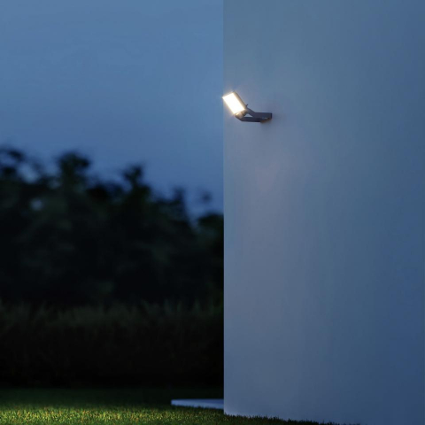 Reflector LED XLED ONE S cu detector de miscare [1]
