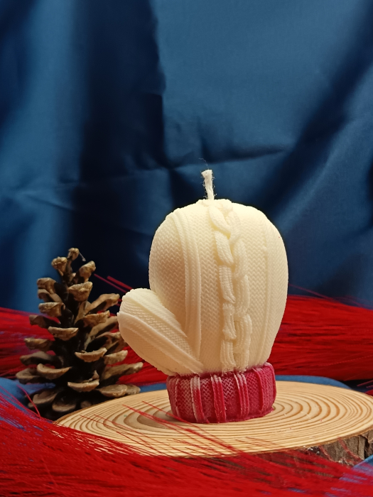 lumanare-parfumata-manusa-de-craciun-handmade-60g.jpg [3]