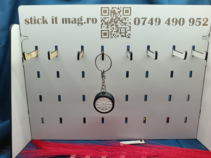 set-2-brelocuri-roti-auto-jante-albe-cauciucuri-negre [5]