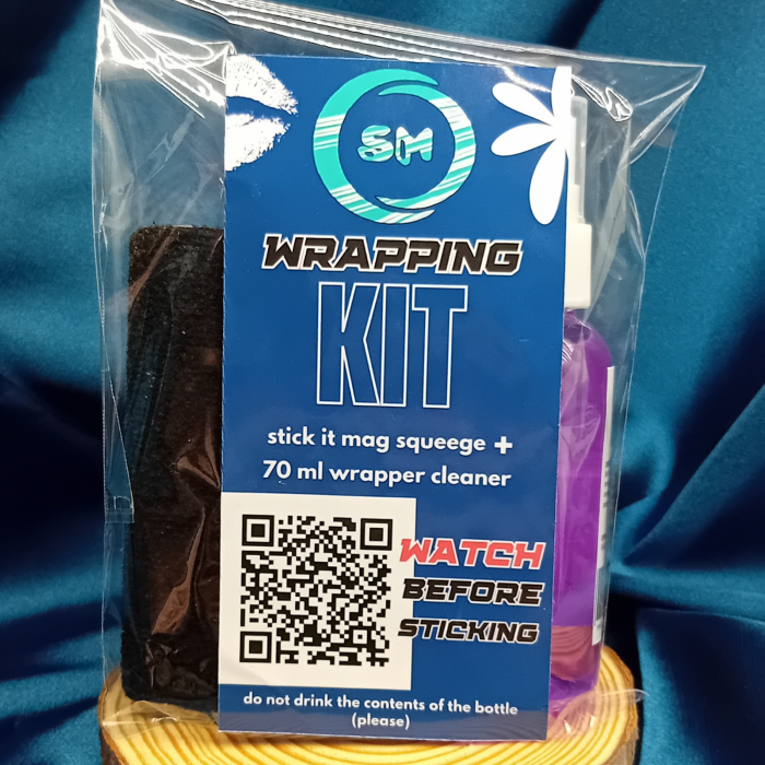 kit-aplicare-stickere-auto-racleta-solutie-degresare.jpg [4]