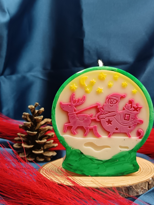 lumanare-parfumata-craciun-mos-trusura-reni-stelute-handmade-170g.jpg [1]