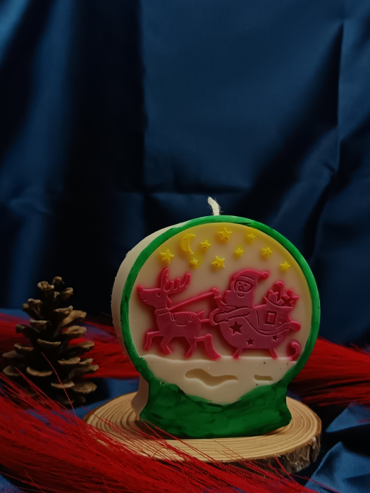 lumanare-parfumata-craciun-mos-trusura-reni-stelute-handmade-170g.jpg [4]