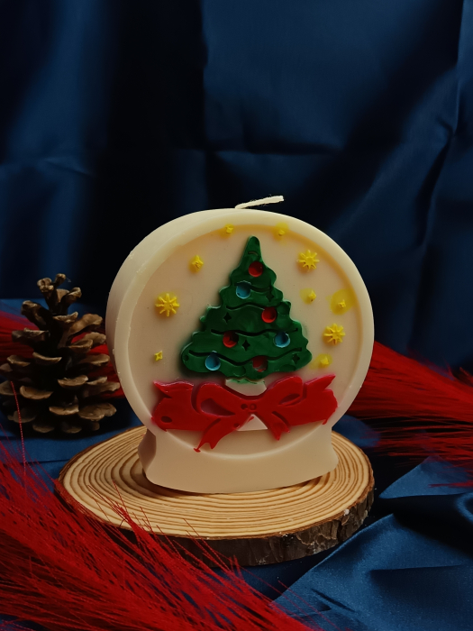 lumanare-parfumata-craciun-brad-mare-fundita-rosie-stelute-handmade-170g.jpg [3]