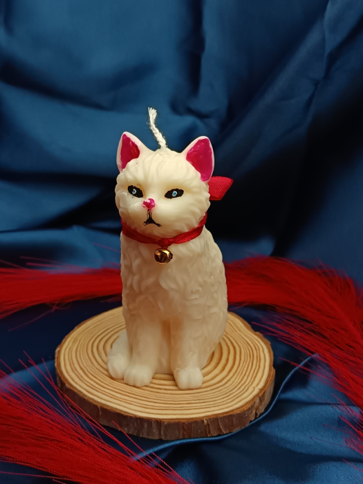 lumanare-parfumata-pisica-handmade-11x5-5x8cm-180g.jpg [3]