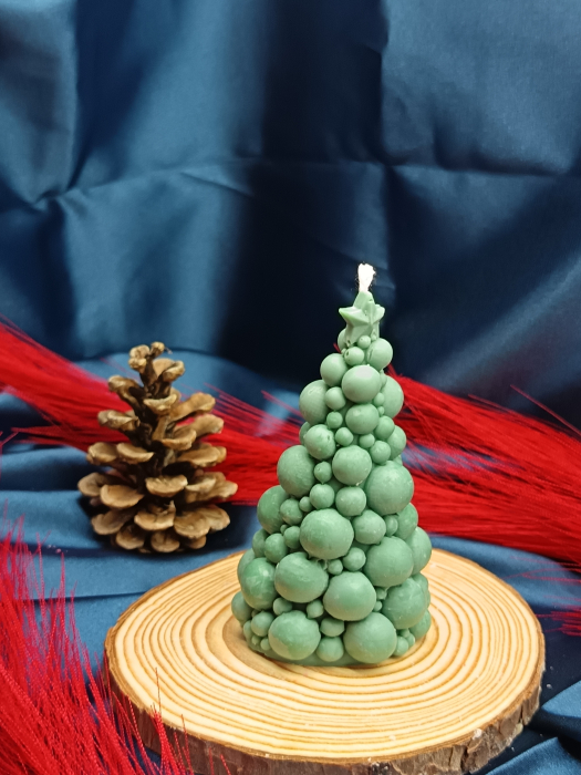 lumanare-parfumata-bradut-de-bucle-cu-stea-handmade [3]