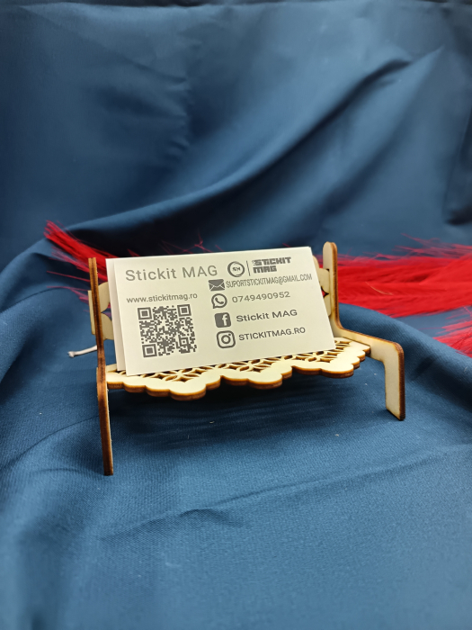 suport-carti-vizita-lemn-banca-personalizat-laser [4]