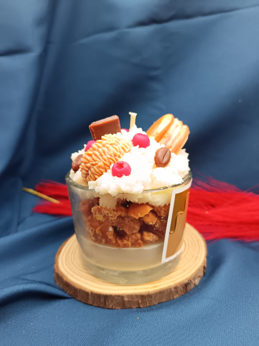 lumanare-parfumata-coffee-cream-frisca-macarons-biscuiti-recipient-sticla [2]