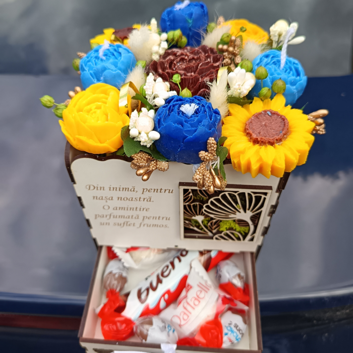 golden-azure-luxury-box [4]