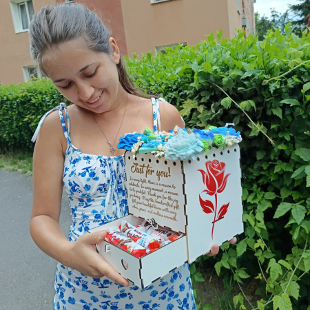 Blue Serenity Luxury Box – Cadou Exclusiv Handmade cu Lumânări Florale [7]