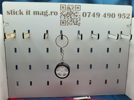 set-2-brelocuri-roti-auto-jante-albe-cauciucuri-negre [2]