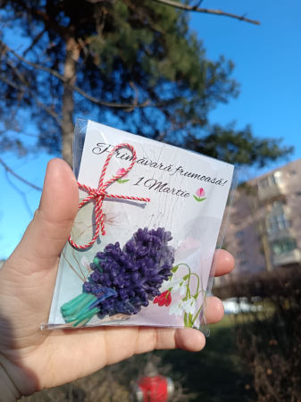 lumanare-martisor-liliac-violet-mesaj-la-multi-ani-soia [2]