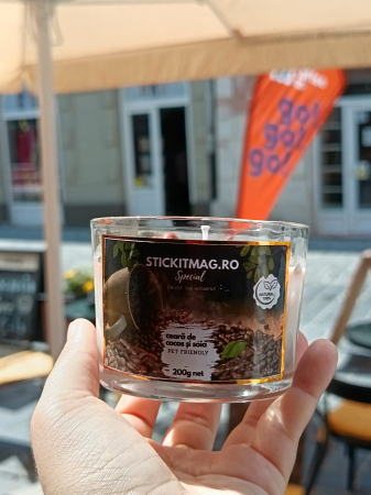 lumanare-parfumata-ceara-soia-boabe-cafea-ciocolata.jpg [1]