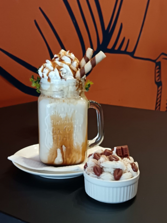 lumanare-parfumata-ceara-soia-frisca-cafea-ciocolata.jpg [1]
