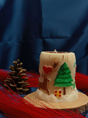 lumanare-parfumata-cu-reni-brazi-stelute-inimioare-pictata-manual-7x7cm-190g-stickitmag.jpg [4]