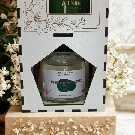 set-cadou-premium-christmas-tree-aroma-ajunului-esenta-casei-cofetaria-mosului-stickitmag.webp [1]