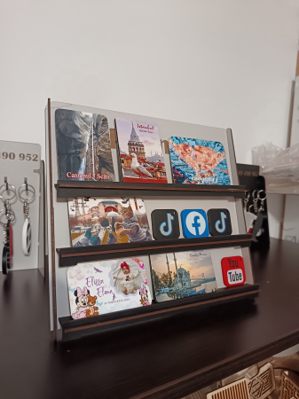 stand-alb-3-sertare-martisoare-brelocuri-personalizabil [4]