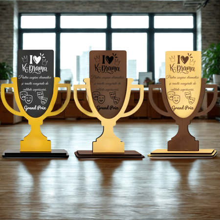 trofeu-model-cupa-regina-regele-dramei-personalizat-premium-awards.jpg [1]