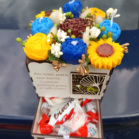 golden-azure-luxury-box [3]