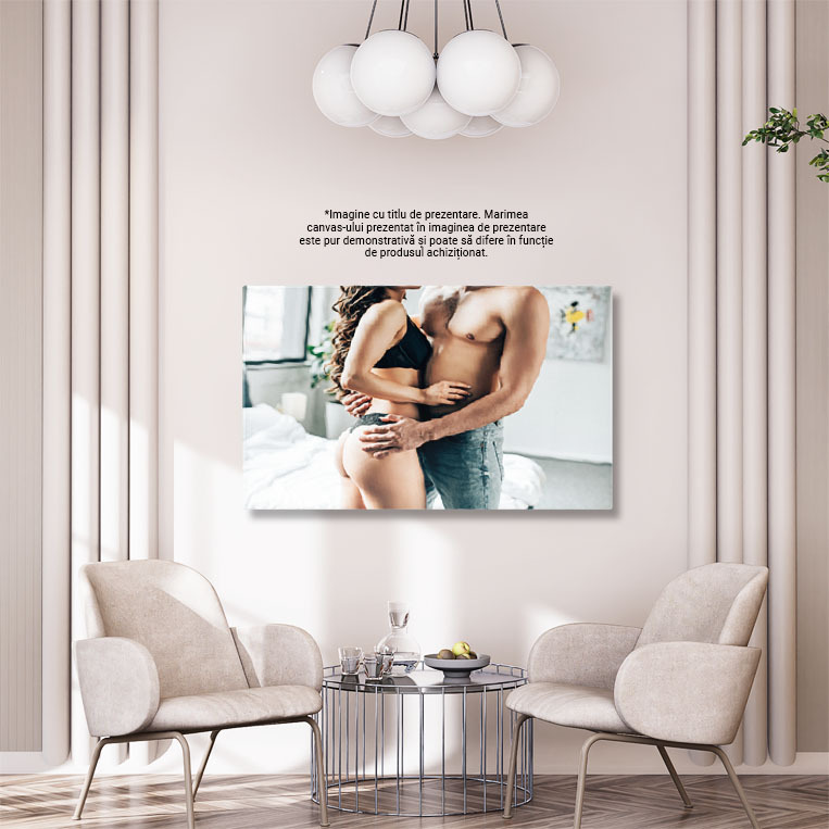 Tablou Canvas cu Cuplu Imbratisandu-se Apasionat - Senzual, Dragoste, Acasa 40x25CM [2]