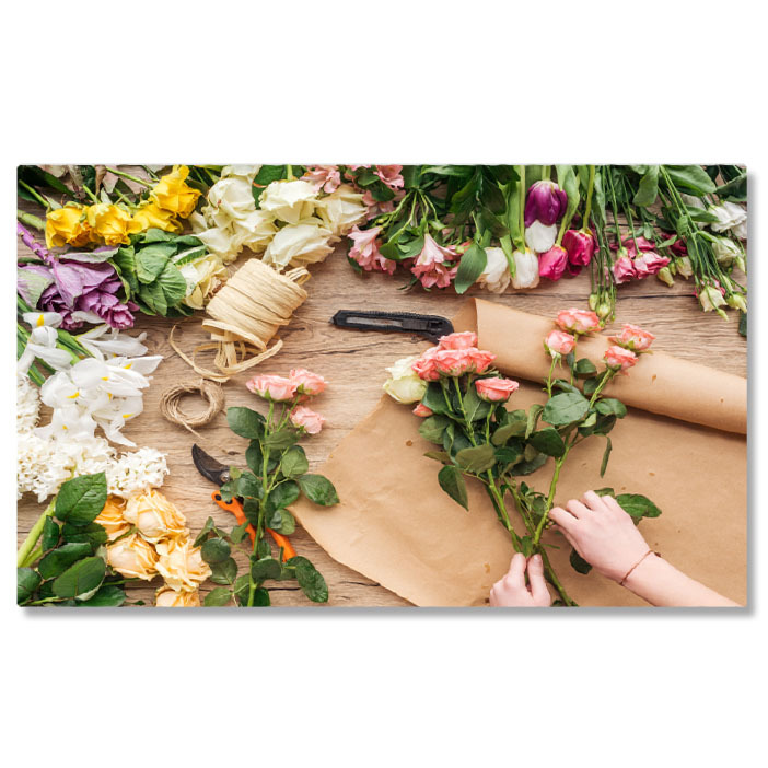 Flori - Tablou Canvas - Primavara in Floare - Flori Proaspete intr-un Buquet Minunat 40x25CM