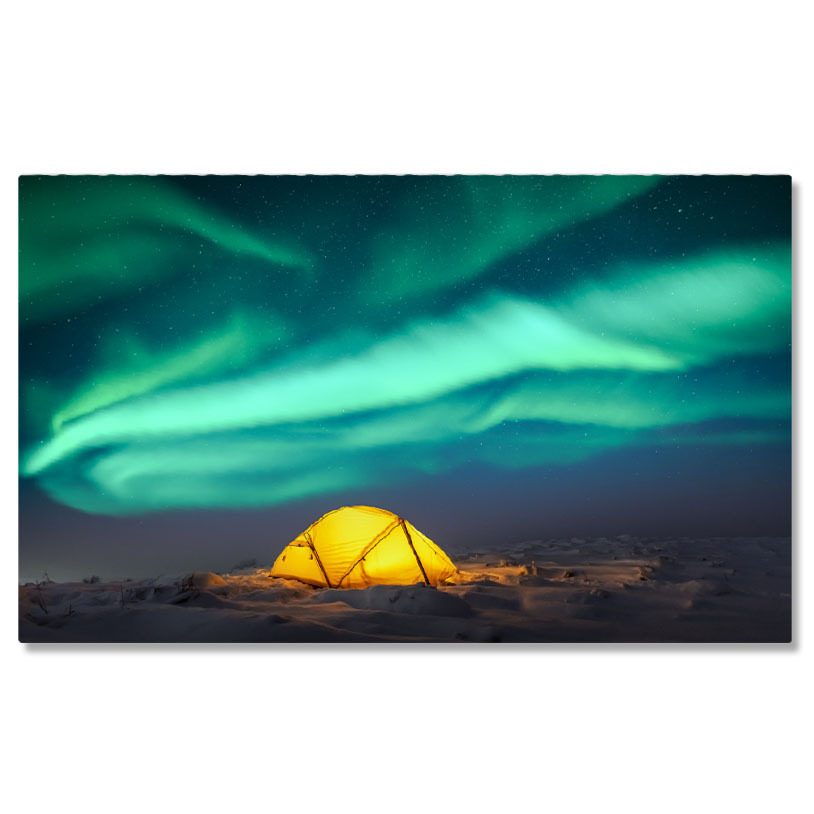 Aurora Boreală - Tablou Canvas - Dansul Luminilor Nordului: Aurora Boreala in Peisaje de Iarna 40x25CM