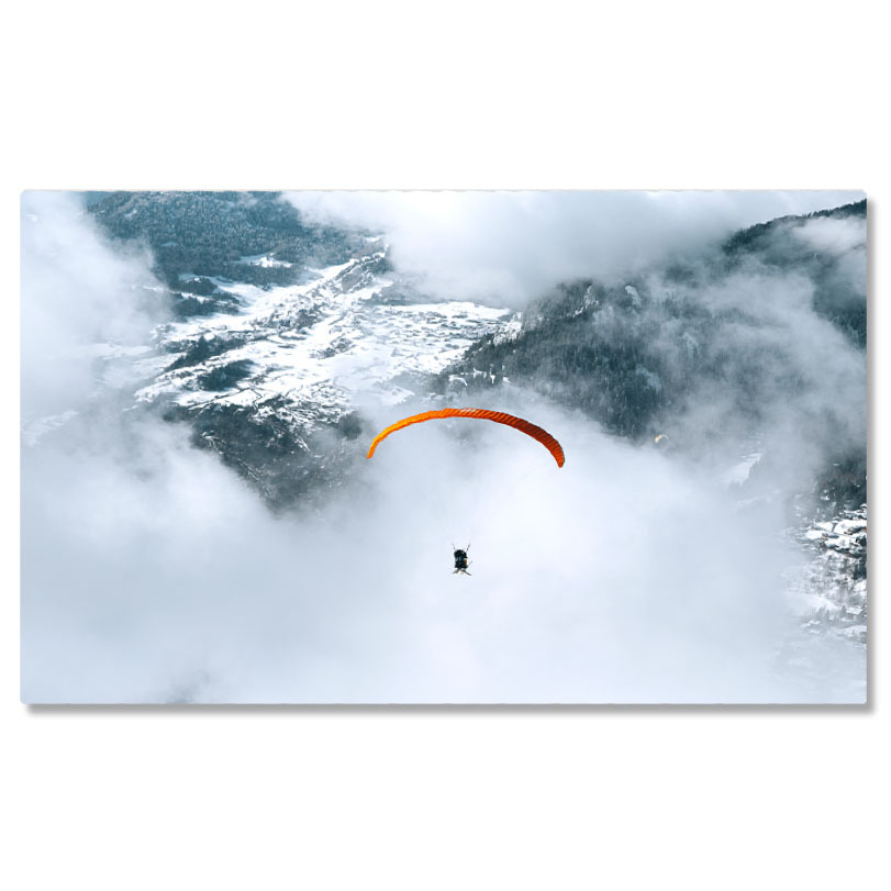 Diverse - Tablou Canvas - Adrenalina Zborului cu Drona - Aventura si Libertate Aeriana 40x25CM