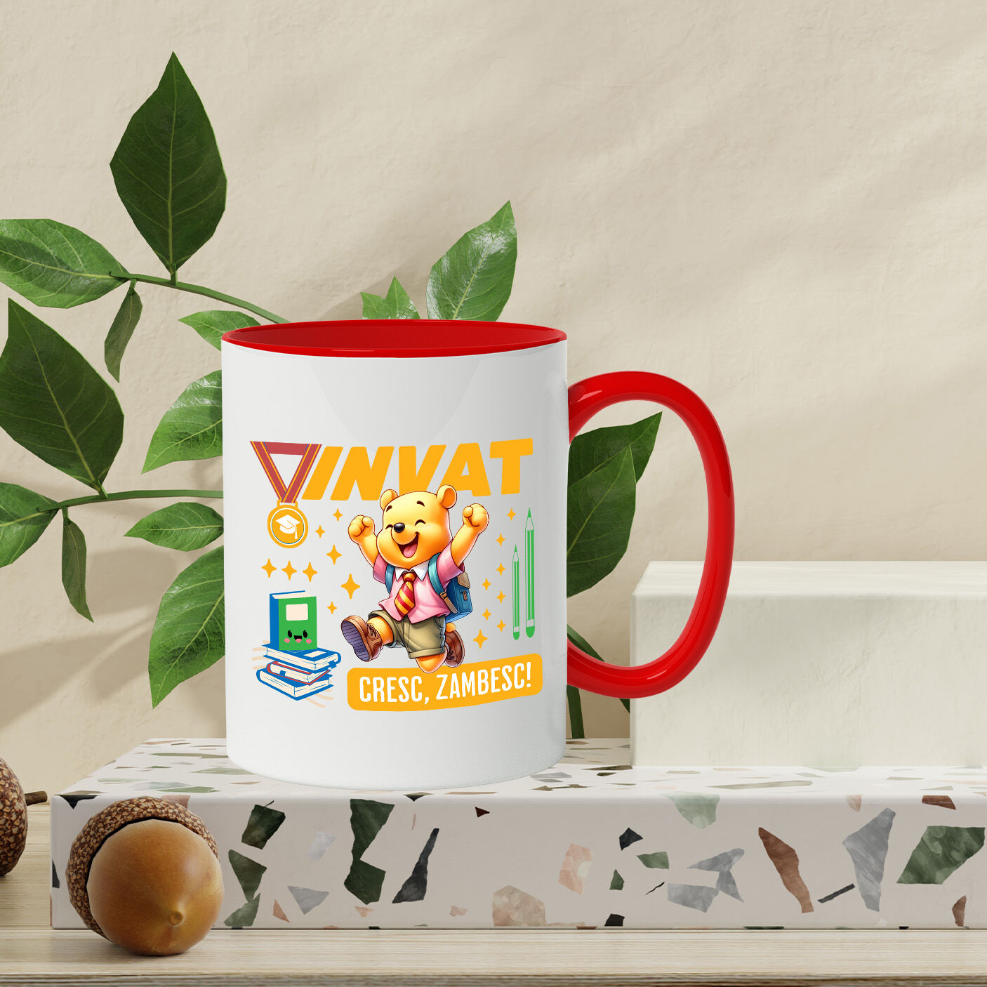 Cana Cu Winnie: Descoperim, Zambim Si Ne Dezvoltam Ceramica, 330ML, cu Maner Rosu [2]