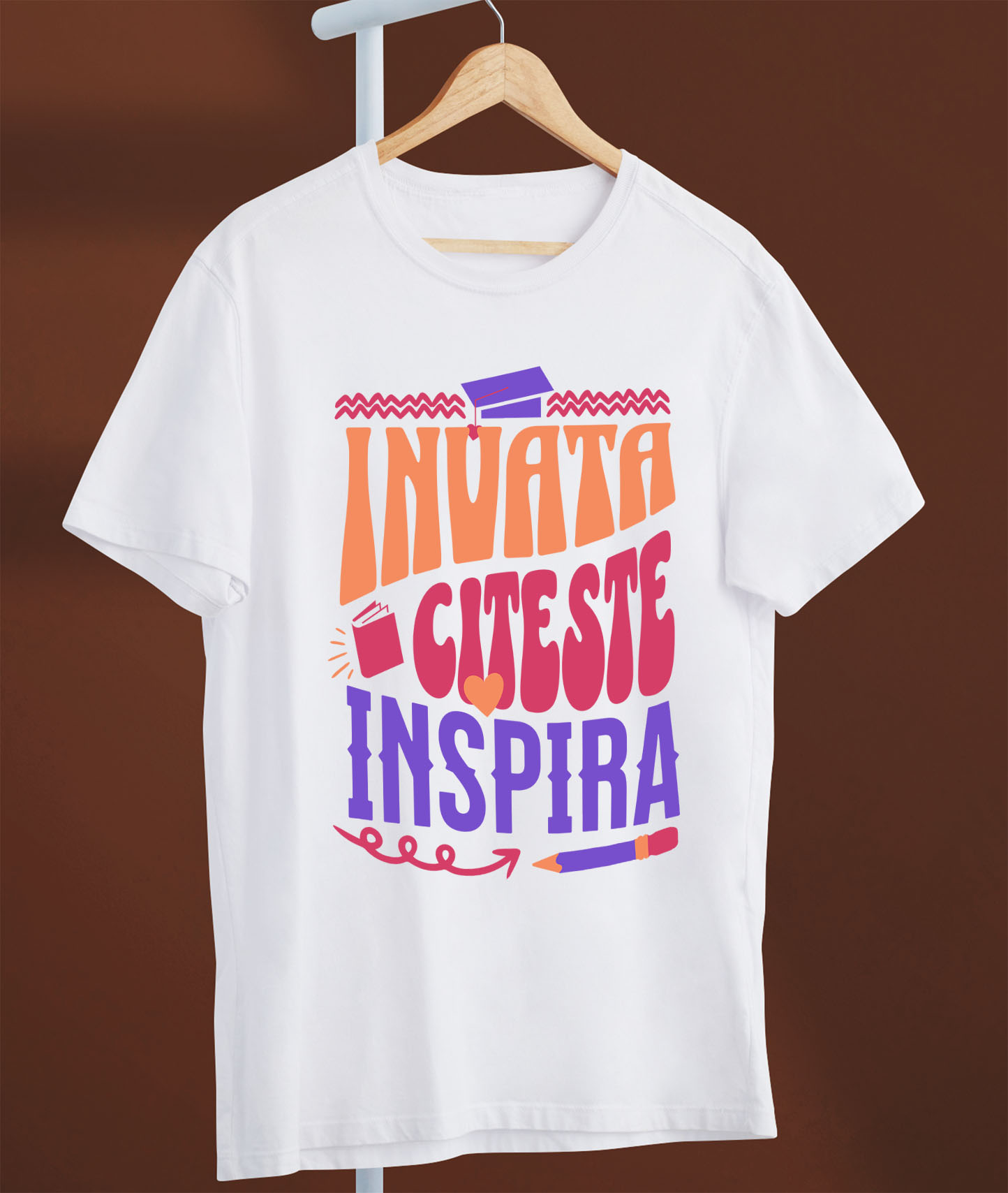 Tricou Femei, Barbati, Copii, Fata, Baiat, Unisex Personalizat Rechizite Școlare și Toca Motivațională | Educație, Citire și Inspirație pentru Elevi [2]