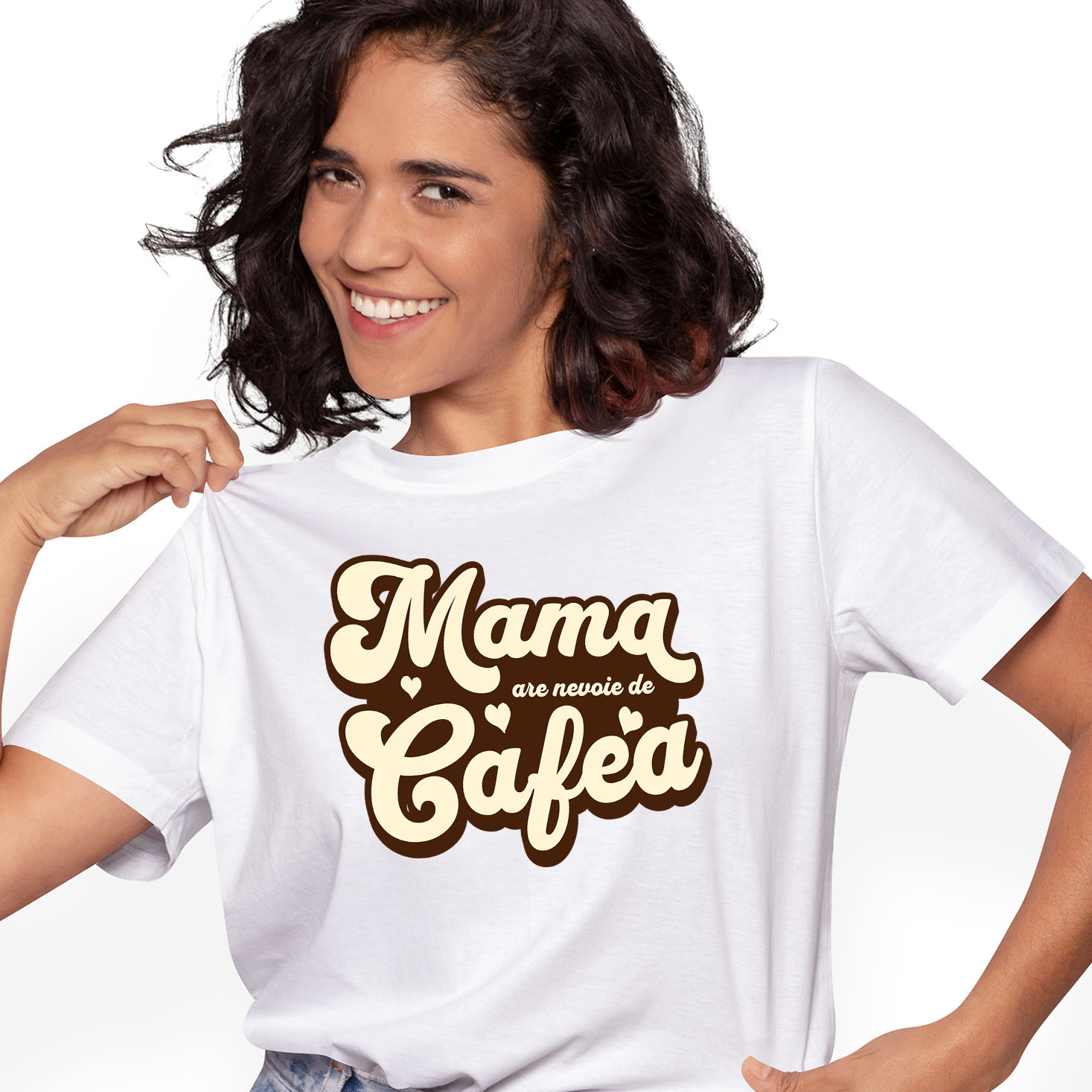 Mama - Tricou Femei, Barbati, Copii, Fata, Baiat, Unisex Personalizat "Mama Are Nevoie de O Cafea – Cadouri Personalizate pentru Iubitorii de Cafea și Energie"
