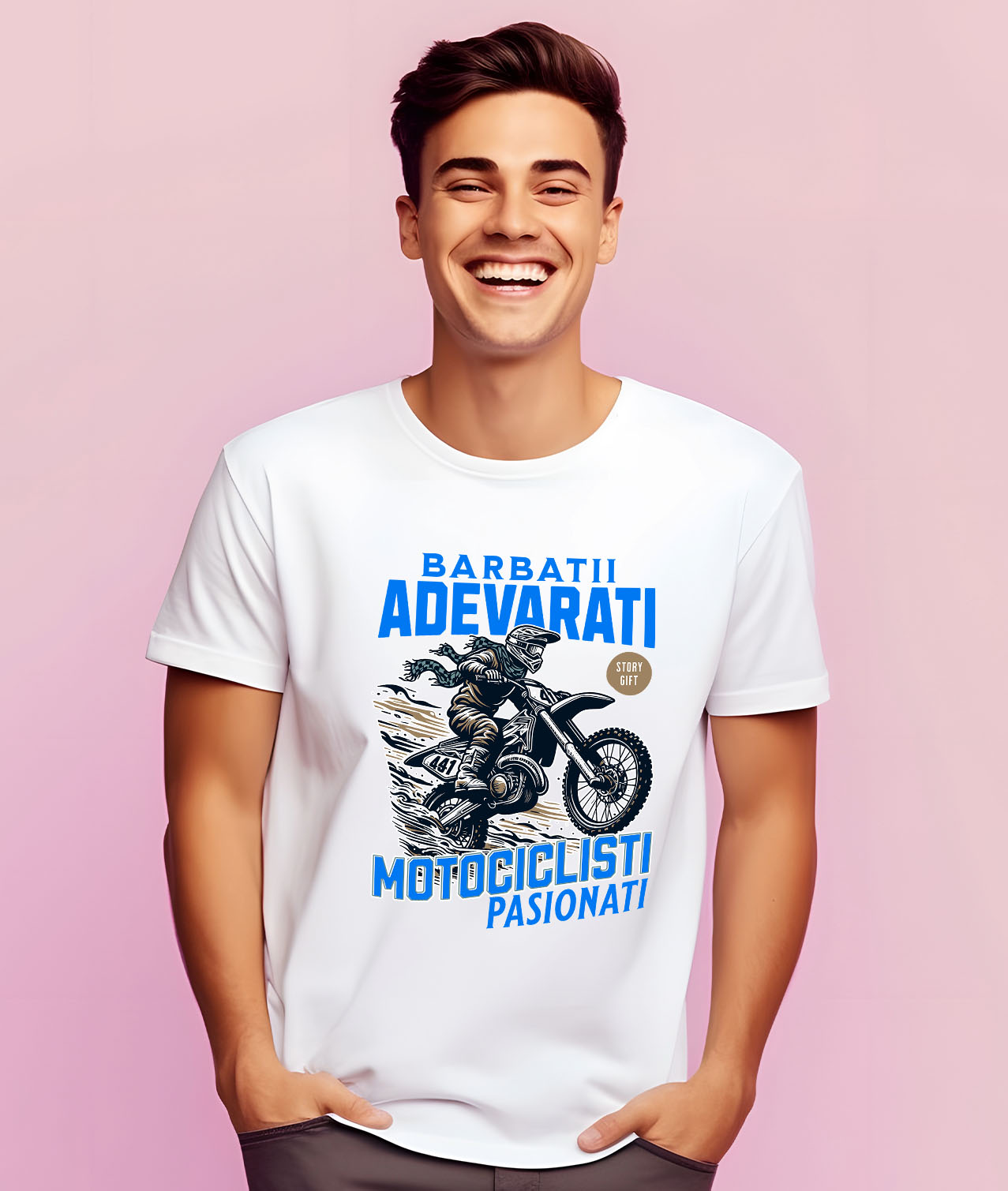 Tricou Femei, Barbati, Copii, Fata, Baiat, Unisex Personalizat Motociclist de Curse cu Cască și Eșarfă – Design pentru Pasionați [1]