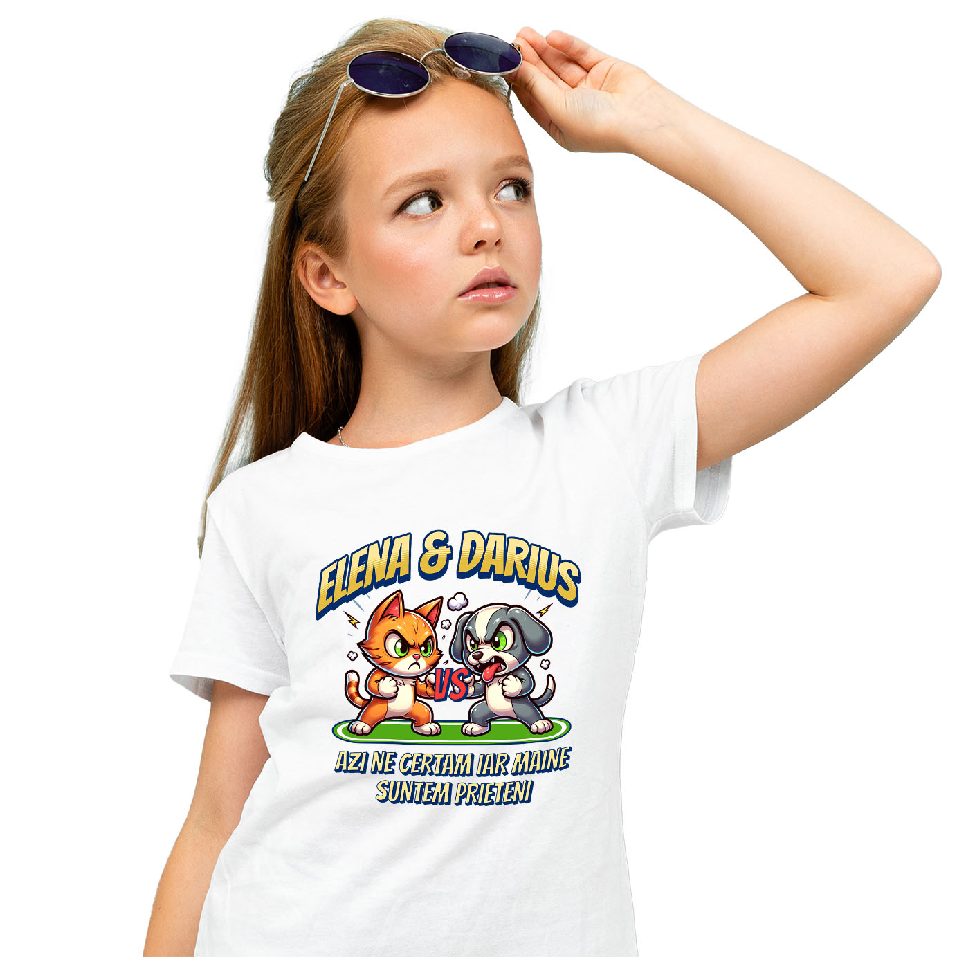 Prieteni - Tricou Femei, Barbati, Copii, Fata, Baiat, Unisex Personalizat "Pisica și Câine Luptă Box - Cadou Haios pentru Elena & Darius, Certuri și Prietenie"
