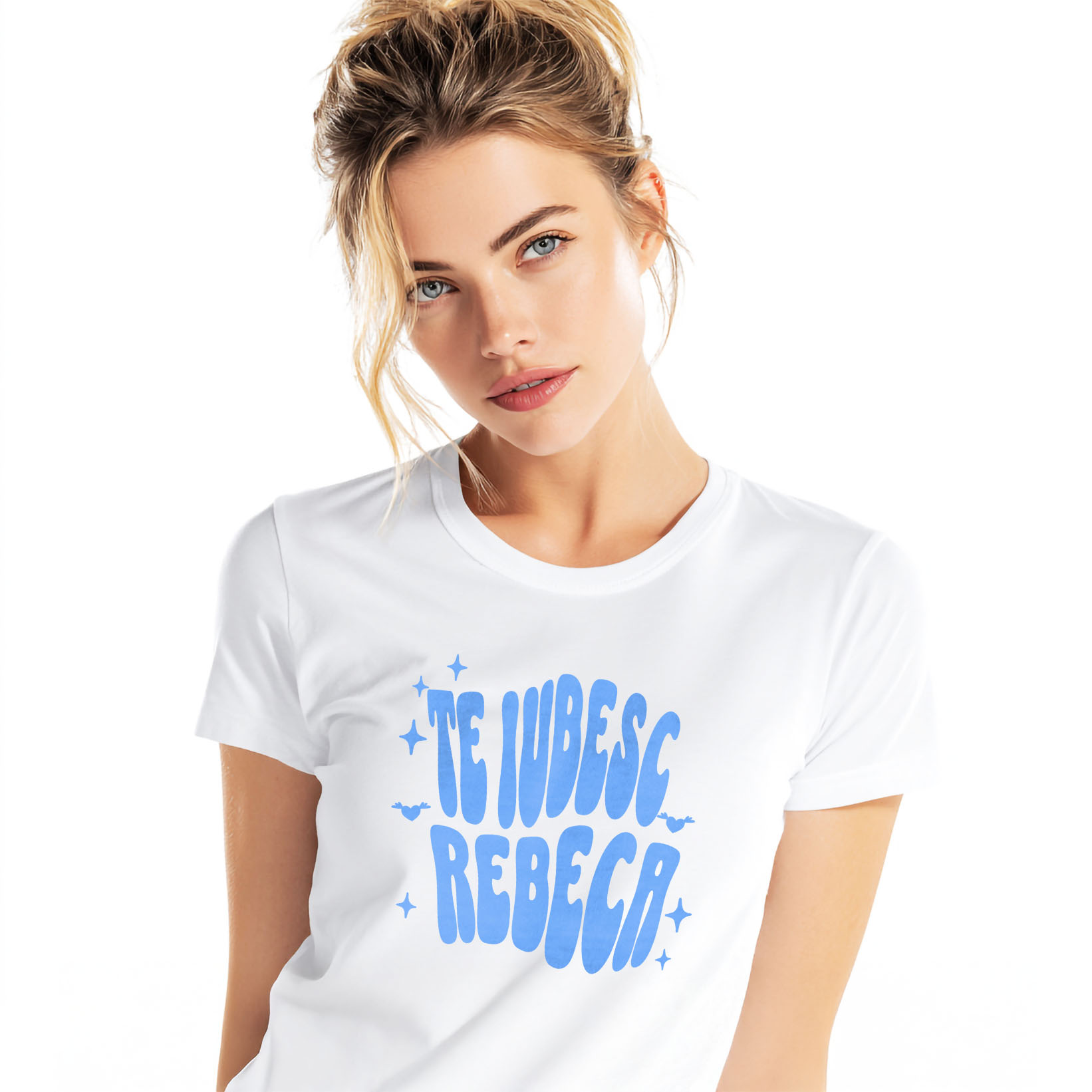 Prieteni - Tricou Femei, Barbati, Copii, Fata, Baiat, Unisex Personalizat "Mesaj Romantic Te Iubesc Rebeca - Cadou Personalizat Inimi și Stele pentru Valentine's Day"